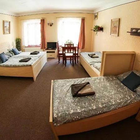 Aparthotel Kajovska 64