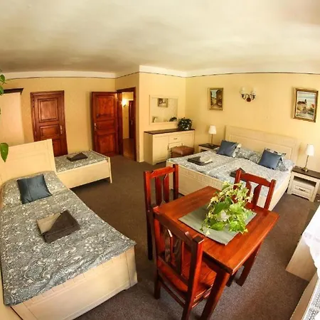 Kajovska 64 Aparthotel *